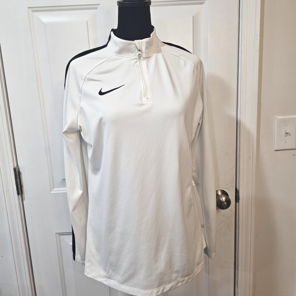 Nike Soccer Drill top size large white with black ships on sleeves